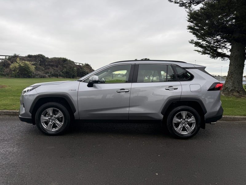 2024 Toyota RAV4 GX 2.5P Hybrid AWD Automatic SUV, photo 2