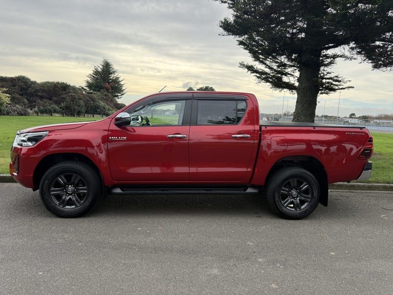 2023 Toyota Hilux SR5, photo 3