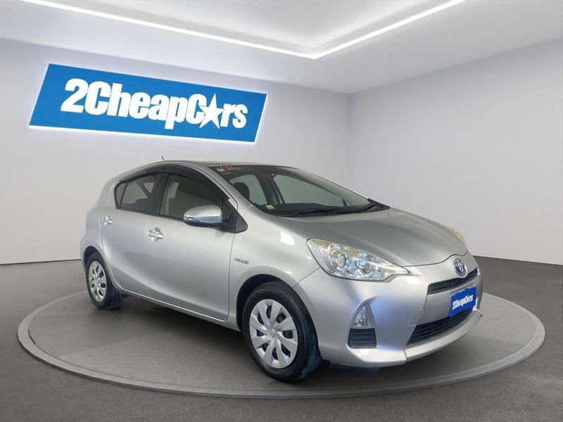 2012 Toyota Aqua S, photo 3