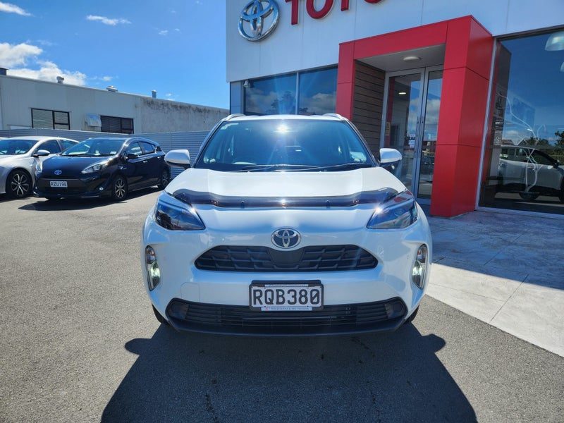 2026 Toyota Yaris Cross GX, photo 2