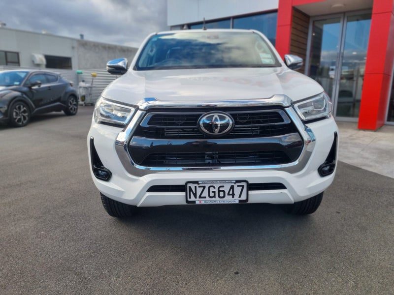 2022 Toyota Hilux SR5, photo 2