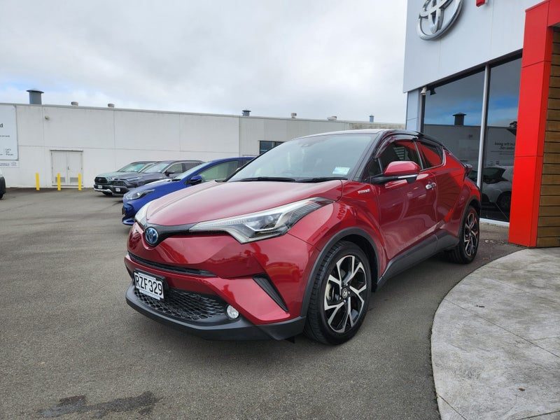 2017 Toyota C-HR G, photo 3