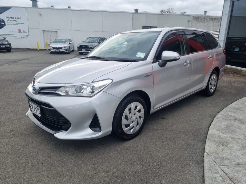2019 Toyota Corolla Fielder, photo 3