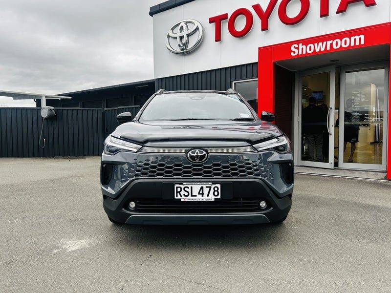 2026 Toyota Corolla Cross Limited, photo 2