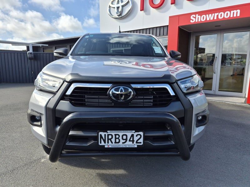 2021 Toyota Hilux SR 5 Cruiser, photo 2