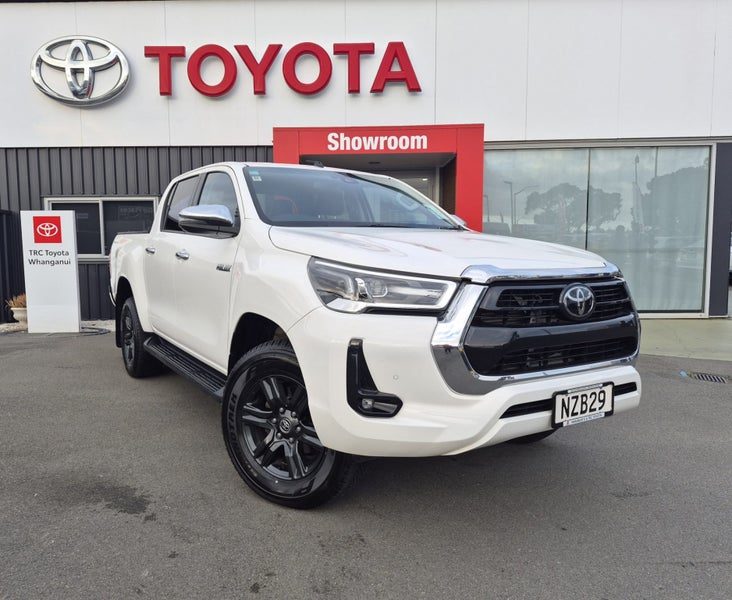2021 Toyota Hilux SR5
