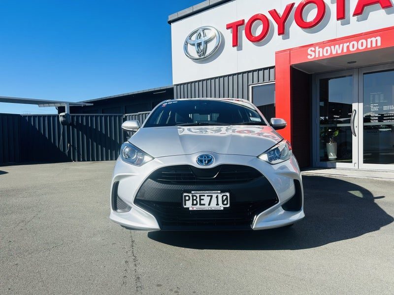 2022 Toyota Yaris GX 1.5P Hybrid Automatic Hatch, photo 2