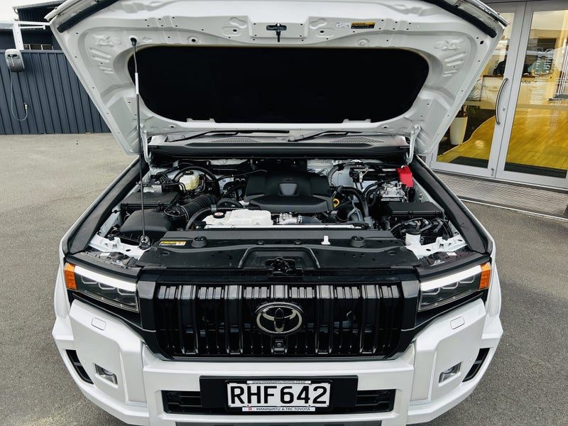 2025 Toyota Land Cruiser Prado VX Limited, photo 3