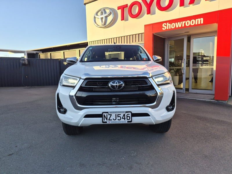 2022 Toyota Hilux SR5, photo 2