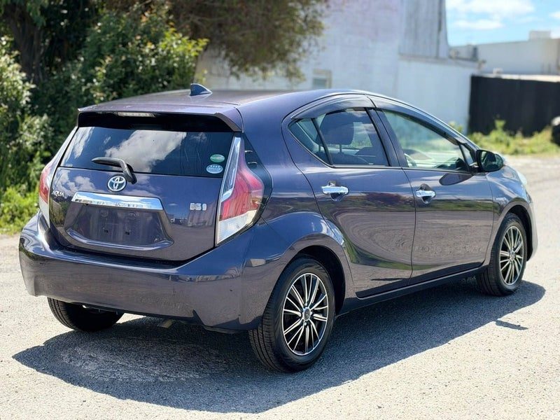 2015 Toyota Aqua G BLACK SOFT LEATHER SELECTION, photo 3