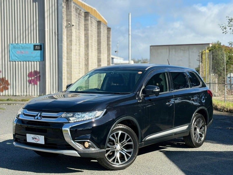 2016 Mitsubishi Outlander 20G 7 Seater