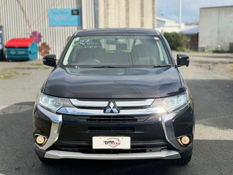 2016 Mitsubishi Outlander 20G 7 Seater, photo 3