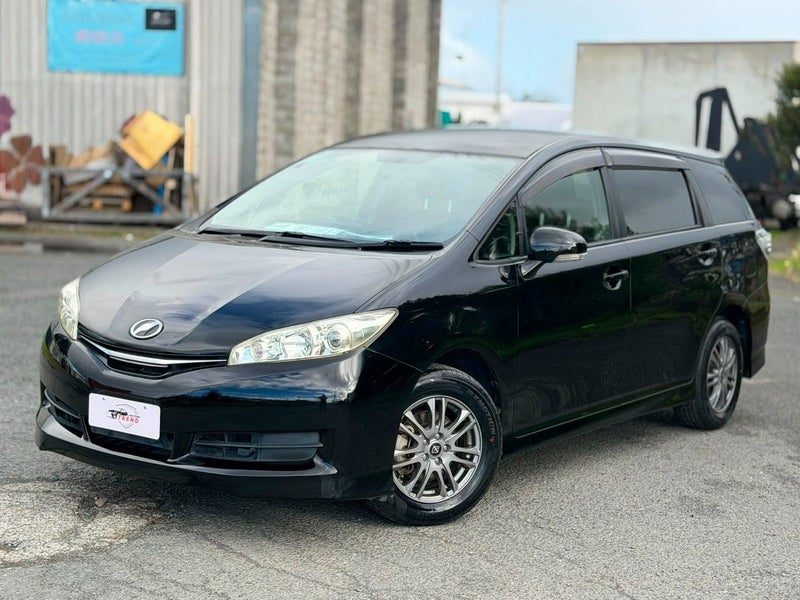 2012 Toyota Wish 1.8x, Brand New Tyres, Mags
