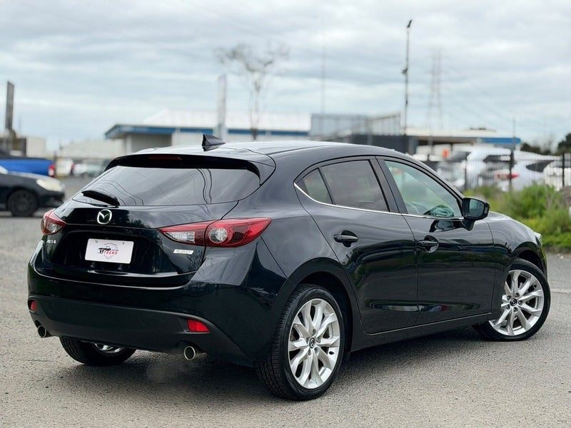 2015 Mazda Axela 2.0 S, photo 2