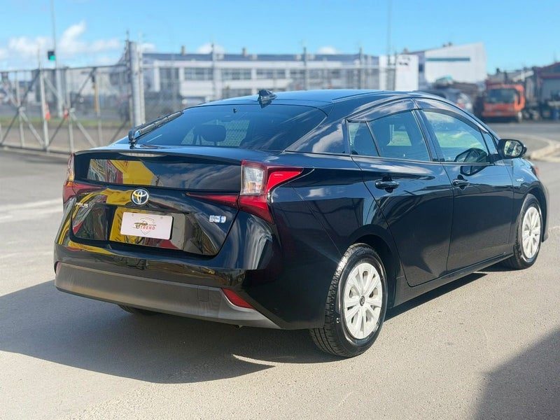 2019 Toyota Prius S Package | Facelift Model, photo 2