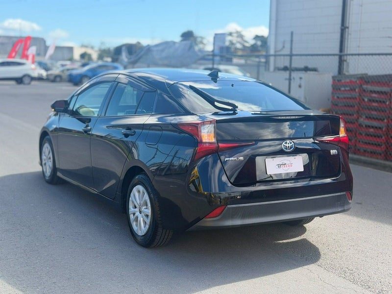2019 Toyota Prius S Package | Facelift Model, photo 3