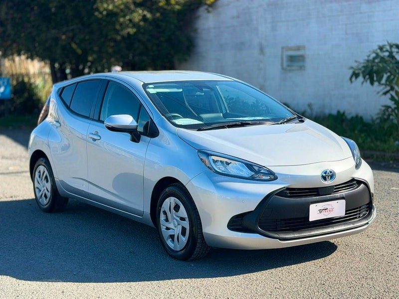 2021 Toyota Aqua X, photo 3