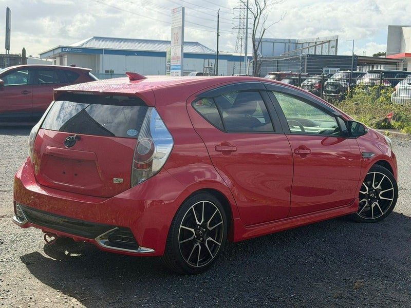 2014 Toyota Aqua G GS, photo 2