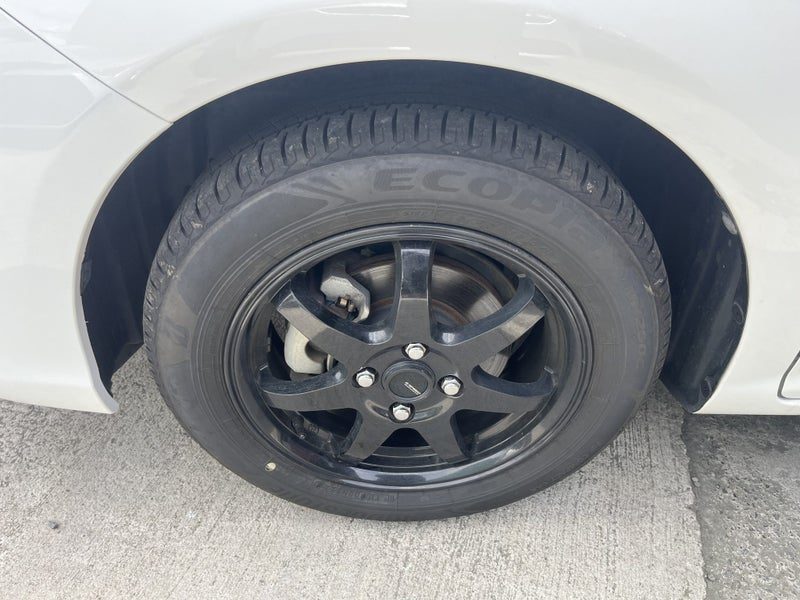 2018 Toyota Corolla Fielder Hybrid/ Alloys, photo 2