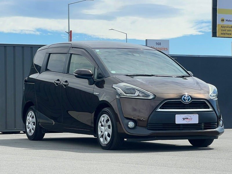 2018 Toyota Sienta G, photo 3