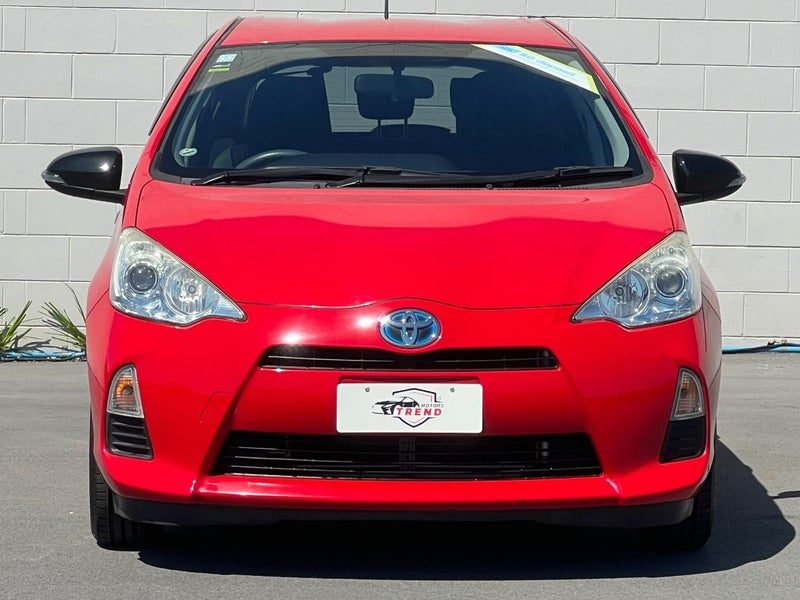 2014 Toyota Aqua S Push Start, photo 2