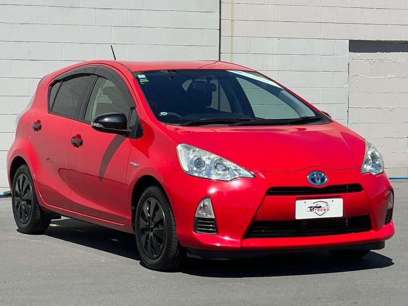 2014 Toyota Aqua S Push Start, photo 3