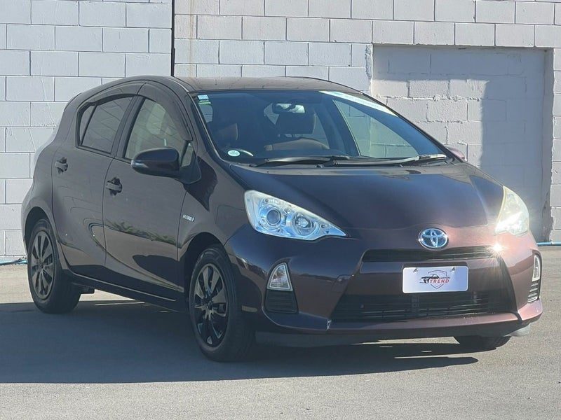 2014 Toyota Aqua G PUSH START, photo 3