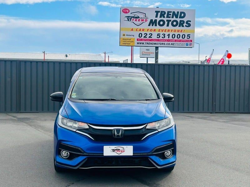 2018 Honda Fit S, photo 2