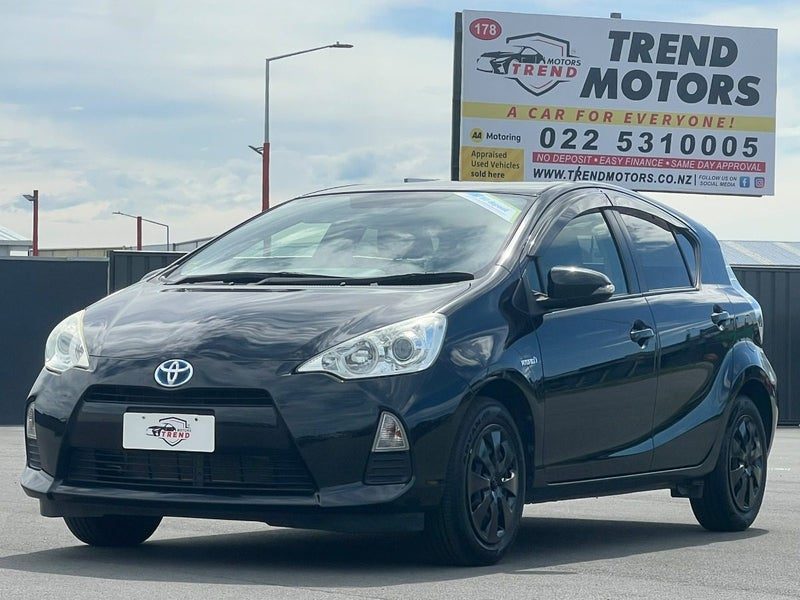 2015 Toyota Aqua S