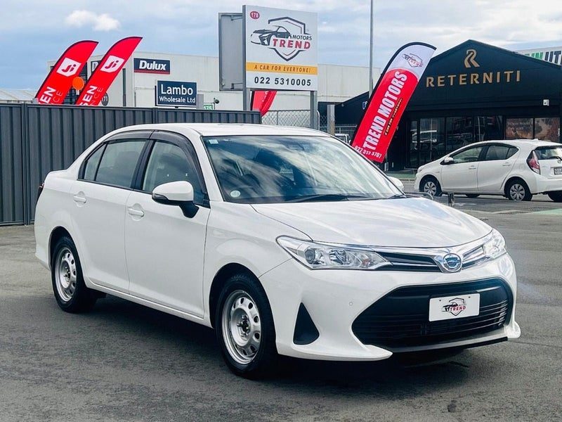2020 Toyota Corolla Axio, photo 3