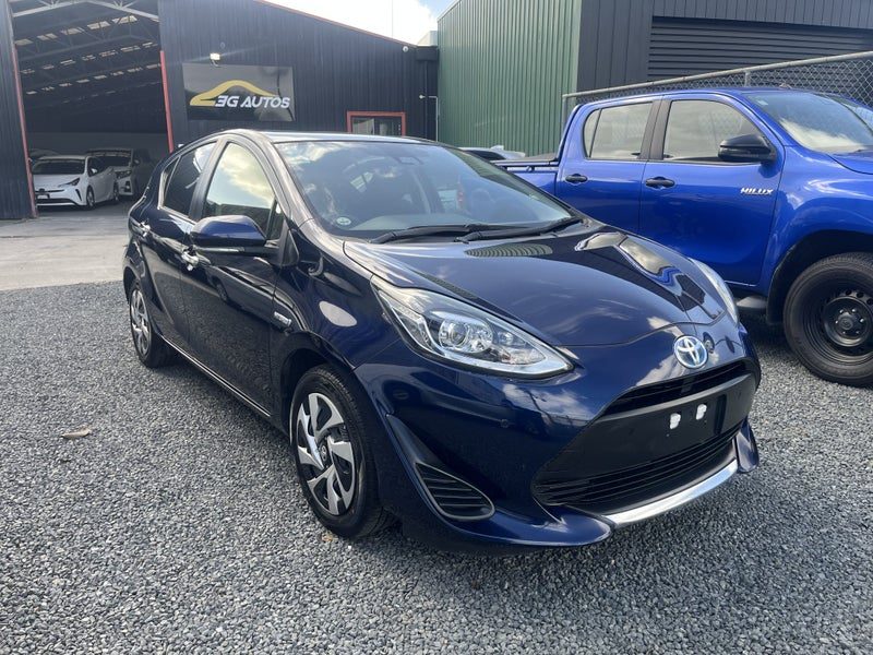 2020 Toyota Aqua S Style Black/Push Start, photo 3