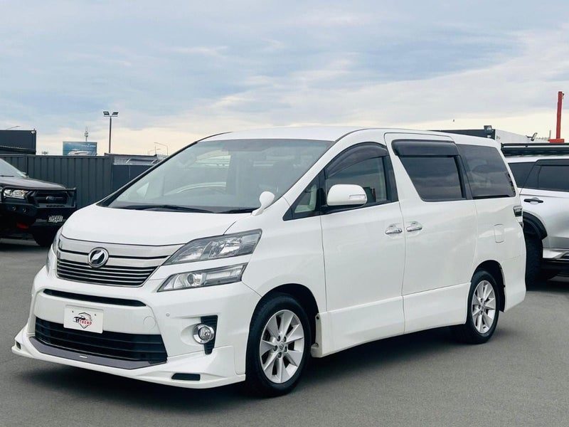 2013 Toyota Vellfire Z