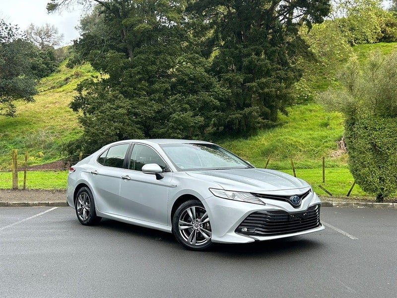 2018 Toyota Camry Hybrid low kms cruise control
