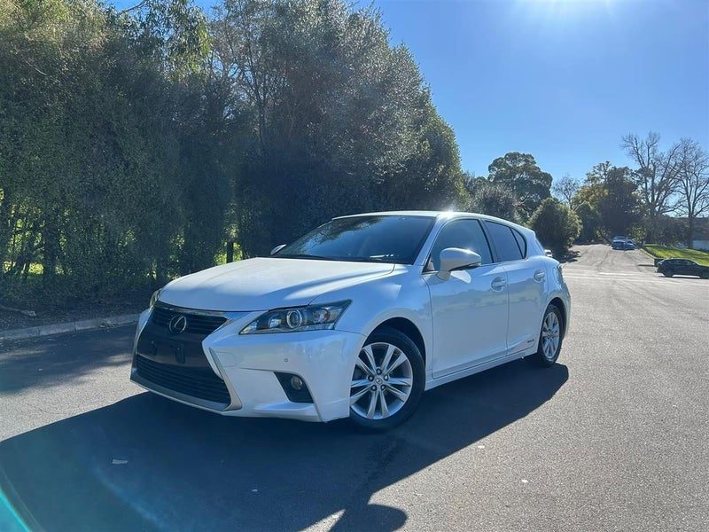 2016 Lexus CT 200h Hybrid, photo 3