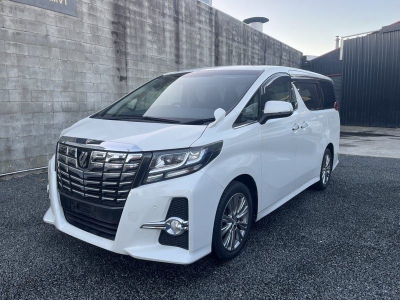 2015 Toyota Alphard 2.5S/8 Seater/Black interior