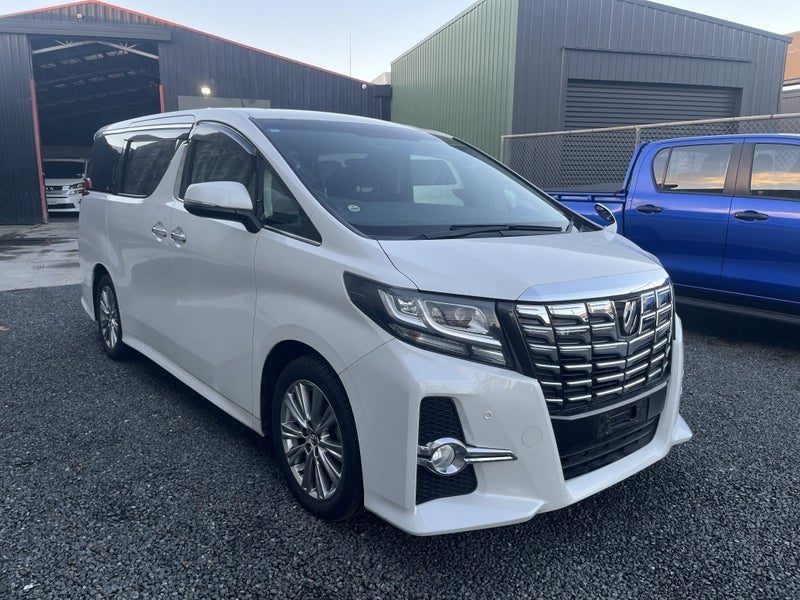2015 Toyota Alphard 2.5S/8 Seater/Black interior, photo 2