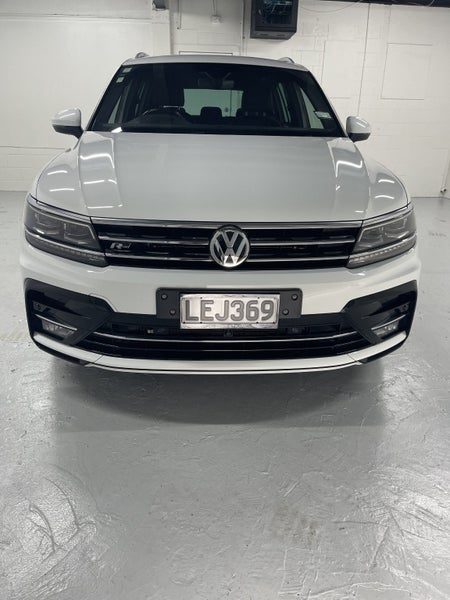2018 Volkswagen Tiguan TSI R-Line 4MOTION, photo 2
