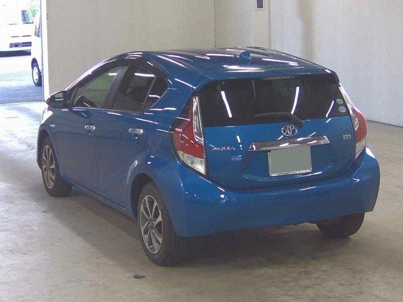 2016 Toyota Aqua G, photo 3