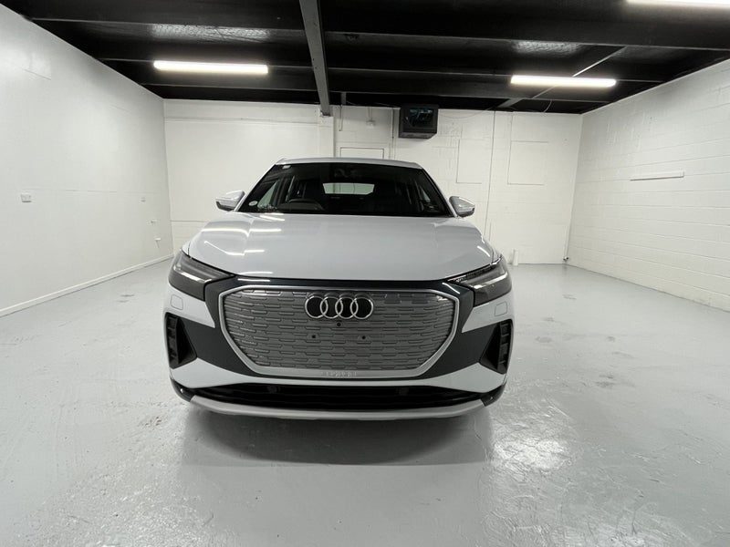2022 Audi Q4 E-Tron, photo 2
