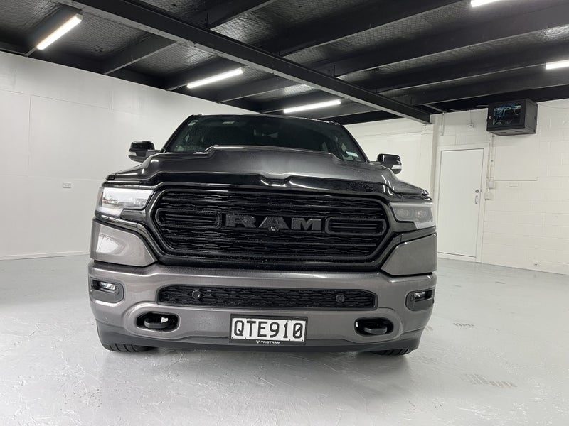 2022 Ram 1500 LIMITED NIGHT EDITION, photo 2