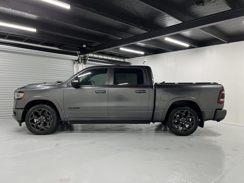 2022 Ram 1500 LIMITED NIGHT EDITION, photo 3