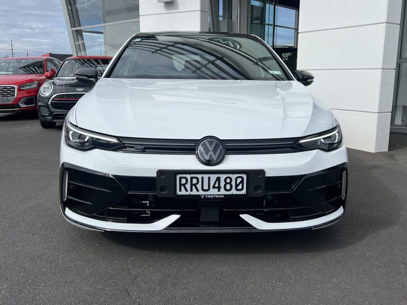 2026 Volkswagen Golf R 2.0T/4WD/7A, photo 2