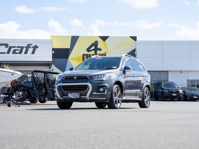 2018 Holden Captiva LTZ, main photo