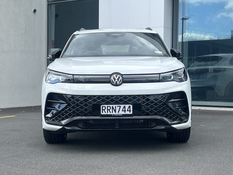 2026 Volkswagen Tiguan R-Line Awd 2.0Pt/4Wd, photo 2