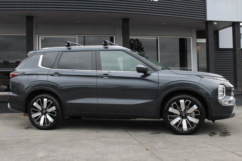 2026 Mitsubishi Outlander XLS 2.5P/CVT, photo 2