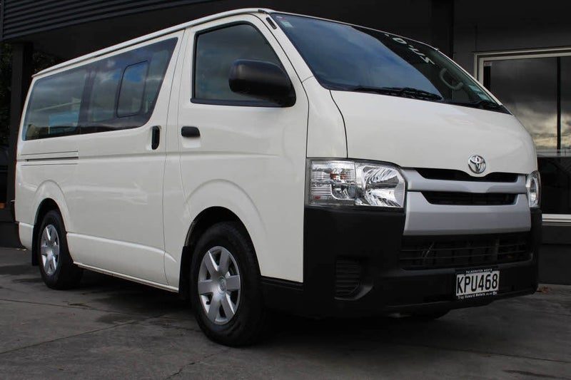 2018 Toyota Hiace ZL TD 3.0DT/4AT