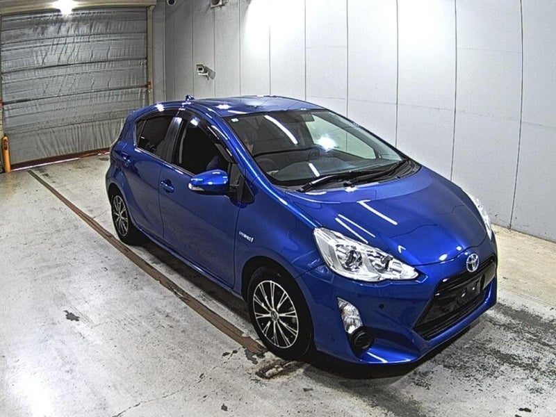 2015 Toyota Aqua S Push start, photo 3
