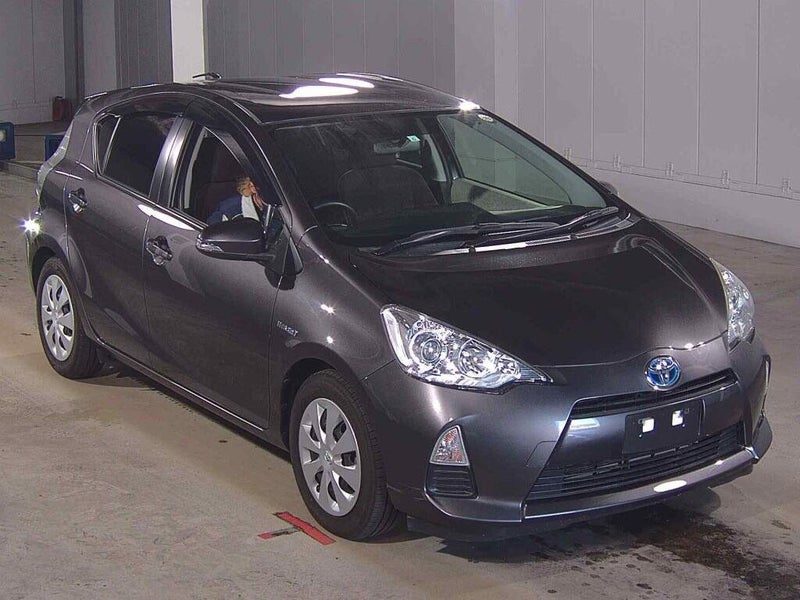 2013 Toyota Aqua G