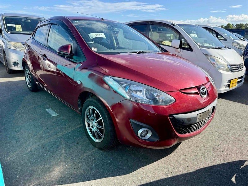 2013 Mazda Demio 13 S
