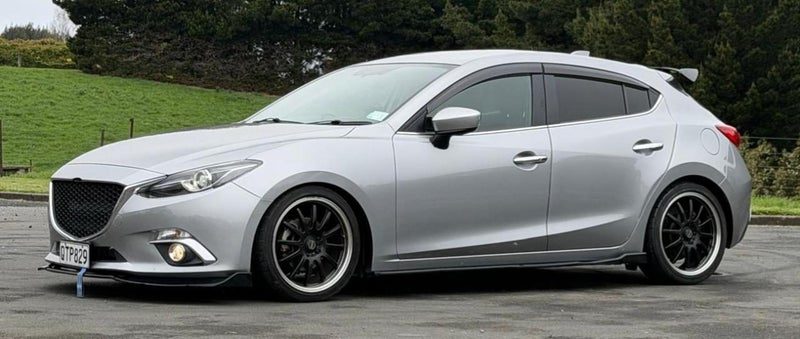 2014 Mazda Axela 15C